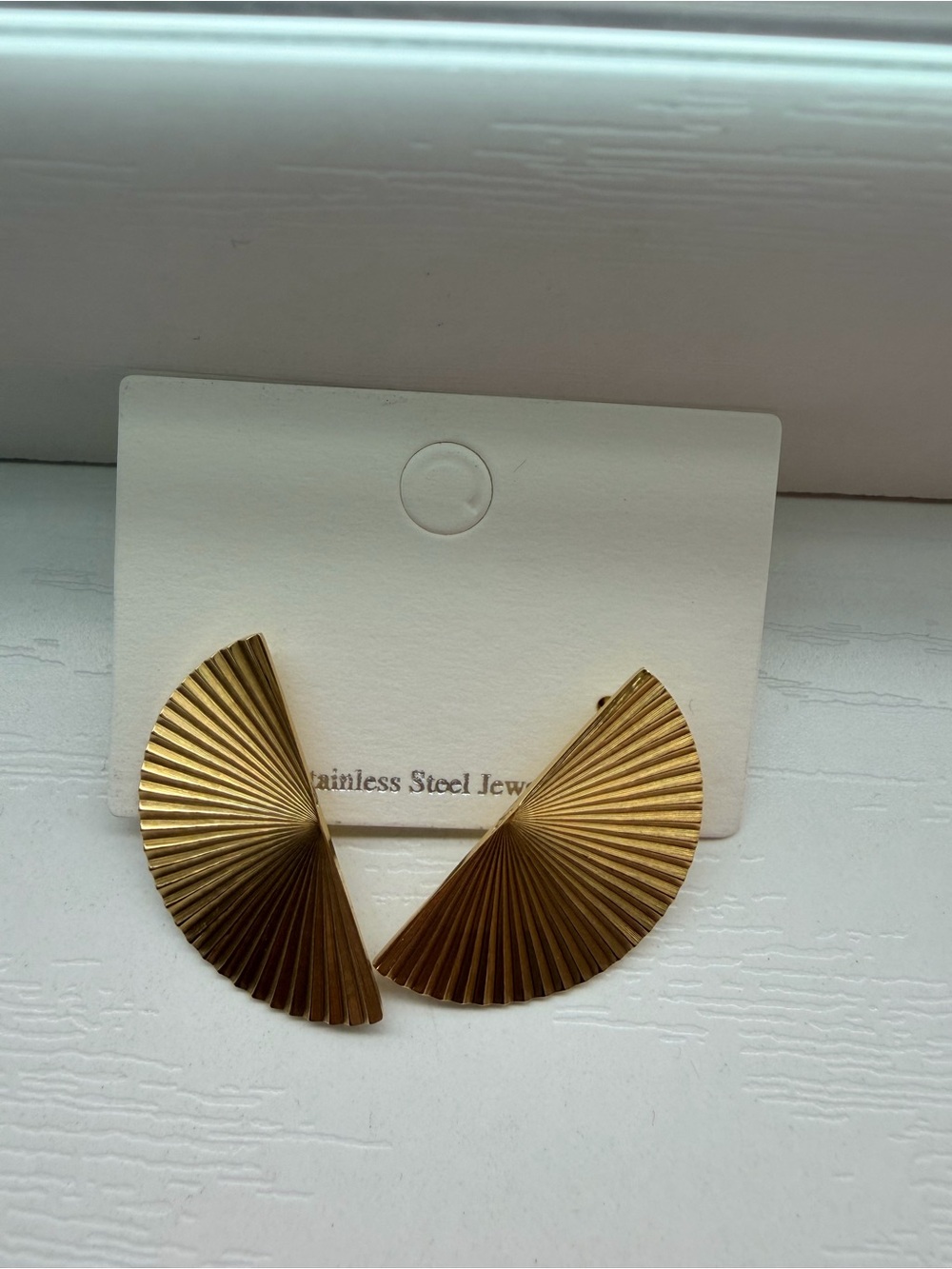 Gold Fan-Shaped Stainless Steel Earrings - Elegant Semi-Circle Design